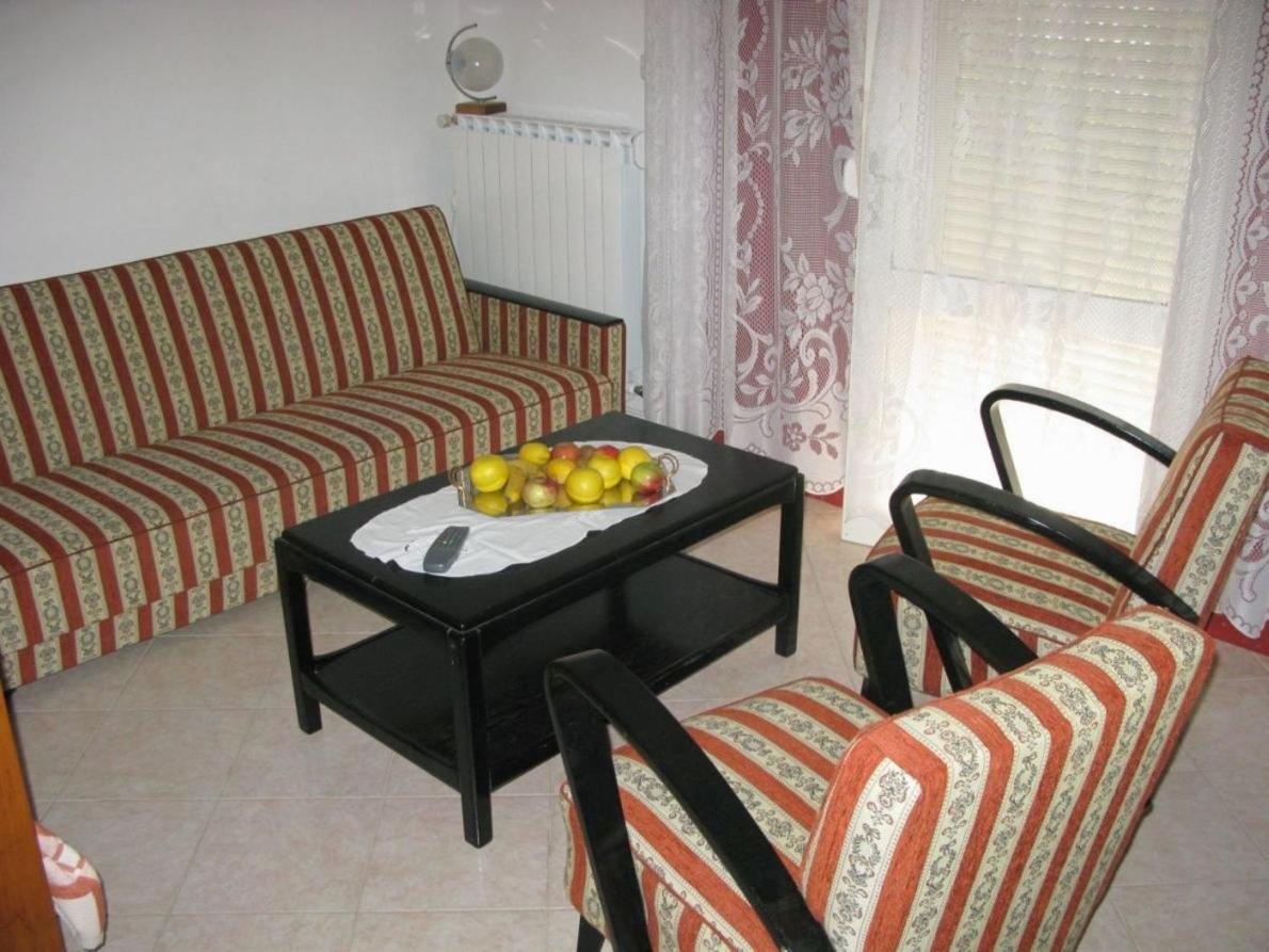 Apartment Sukosan 14742a Bagian luar foto
